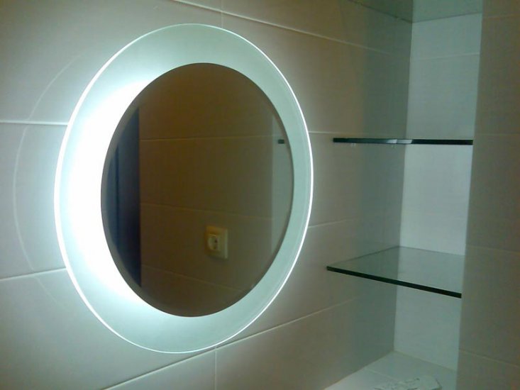 Зеркало в доме (фото)