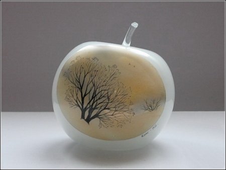 Стеклянные яблоки: декоративная роспись по стеклу от Евгении Вихровой