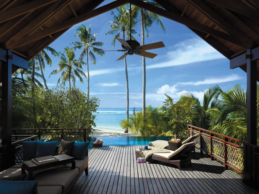 Интерьер отеля Villingili Resort & Spa на Мальдивах