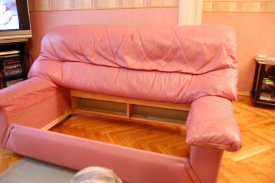 Как отремонтировать диван своими руками