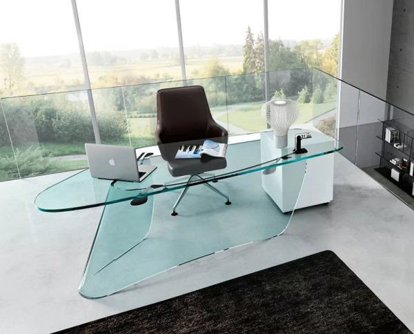 Воздушная мебель из стекла, делающая интерьер легким и прозрачным!